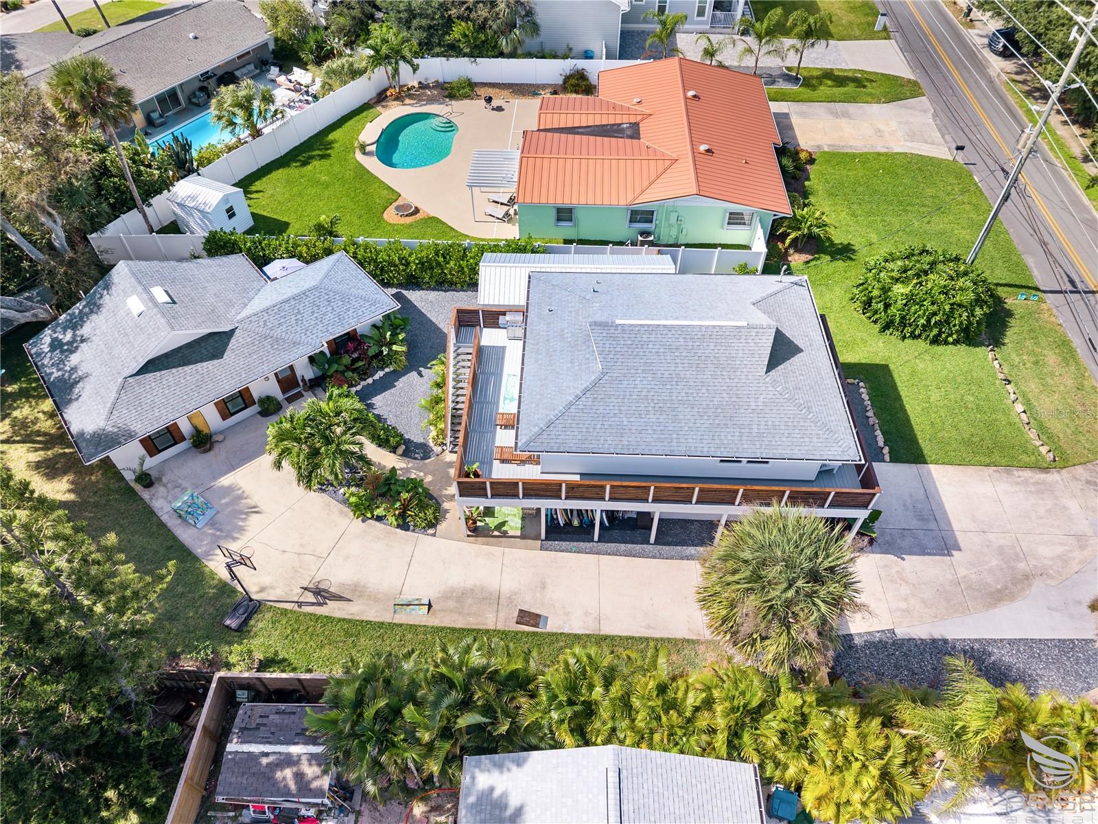 Image 2 of 75 For 4640 Saxon Drive