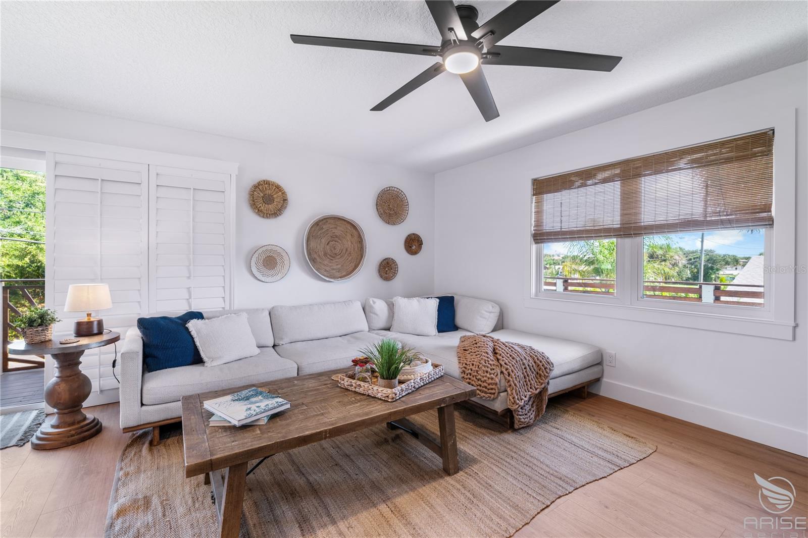 Image 26 of 75 For 4640 Saxon Drive