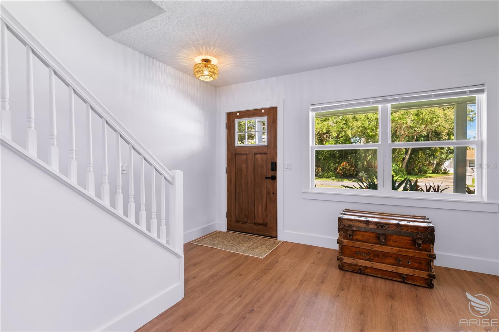 Image 31 of 75 For 4640 Saxon Drive