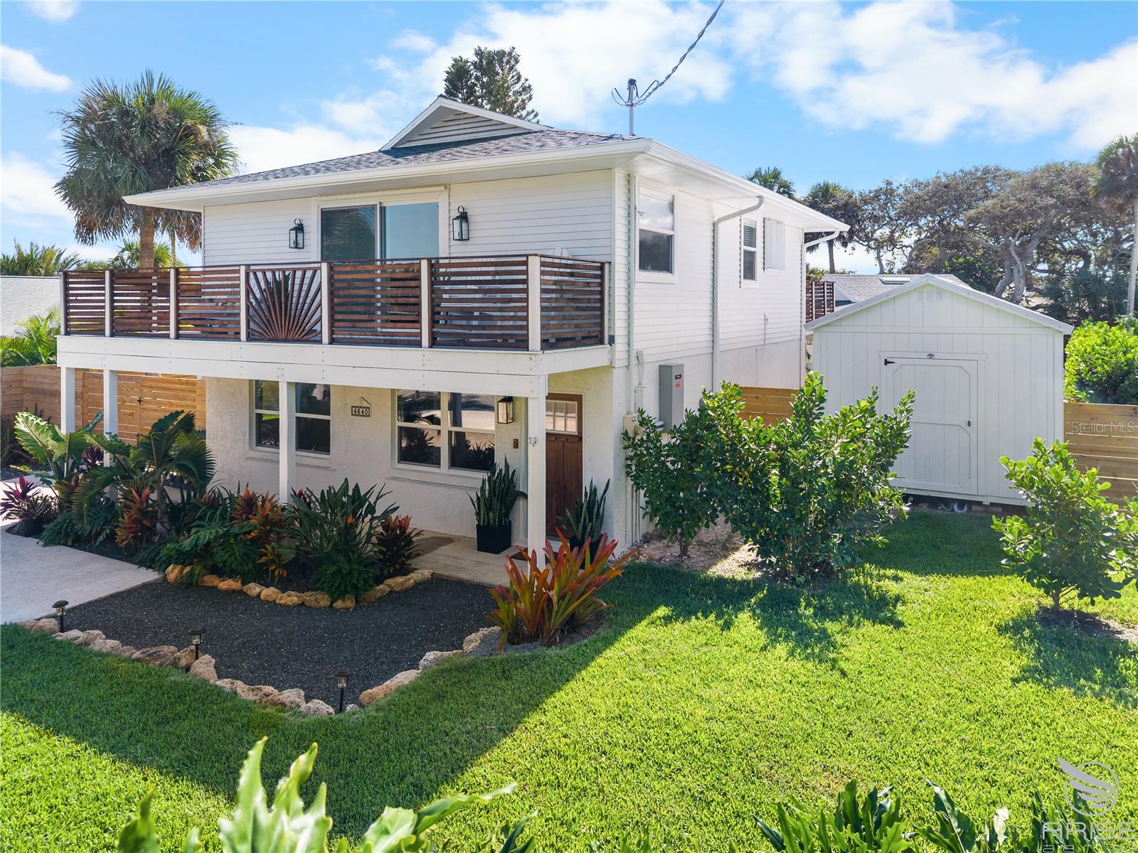 Image 43 of 75 For 4640 Saxon Drive