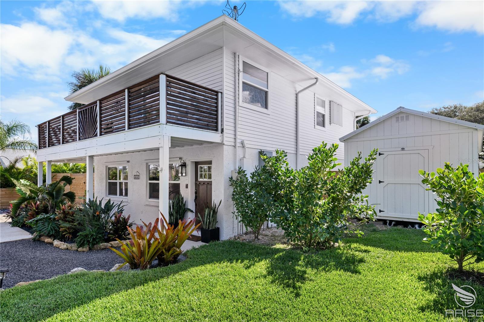 Image 55 of 75 For 4640 Saxon Drive