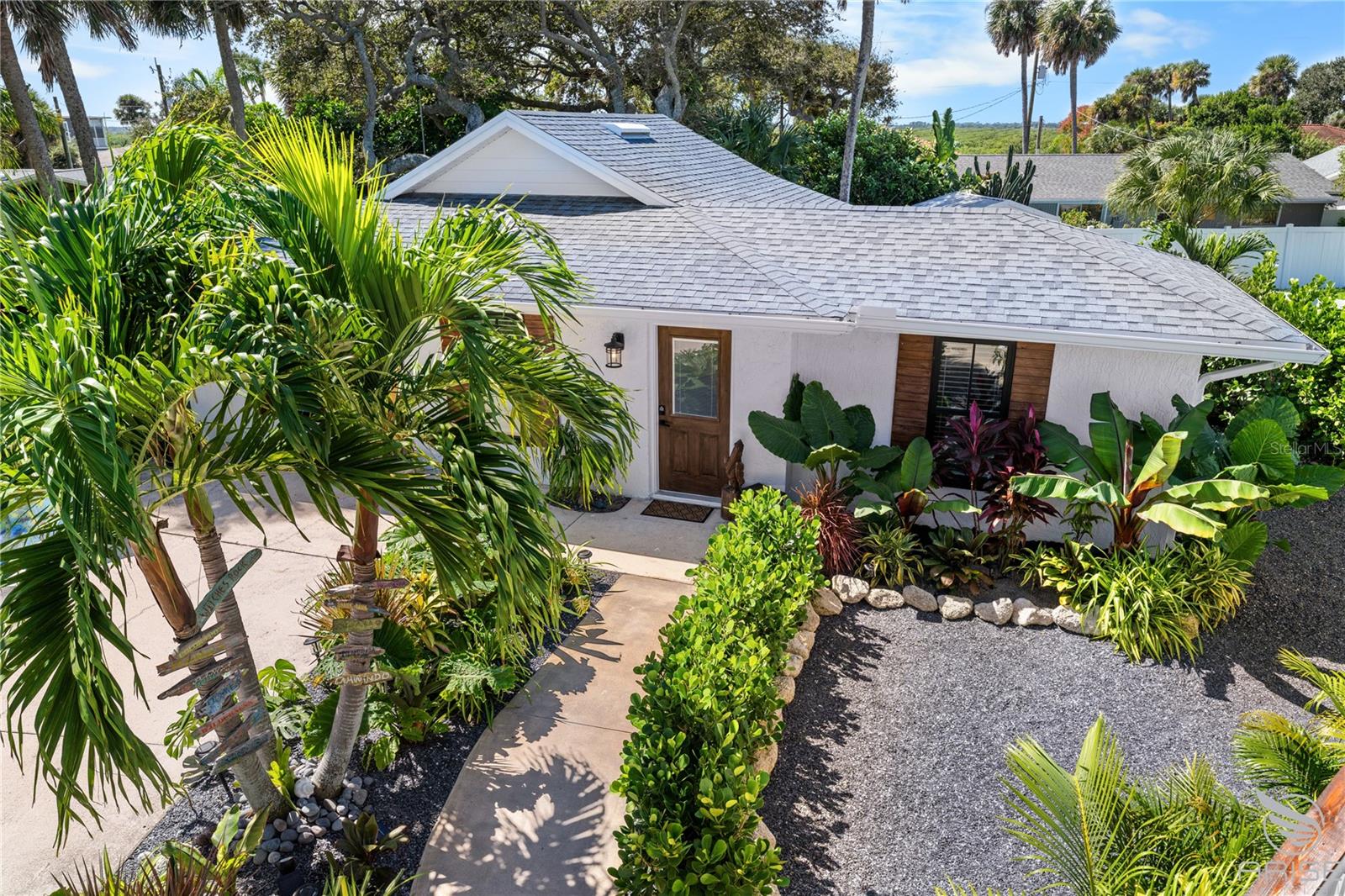 Image 57 of 75 For 4640 Saxon Drive