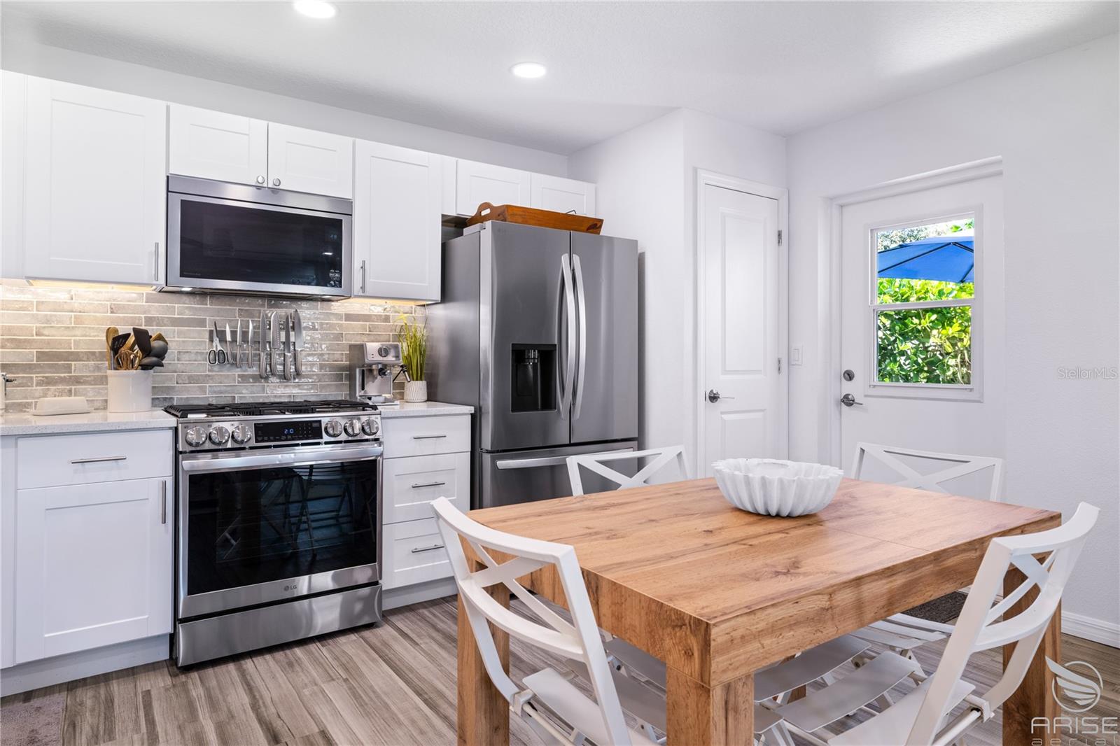 Image 63 of 75 For 4640 Saxon Drive