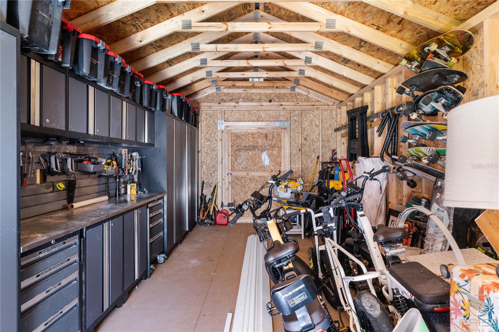 Image 76 of 81 For 4640 Saxon Drive