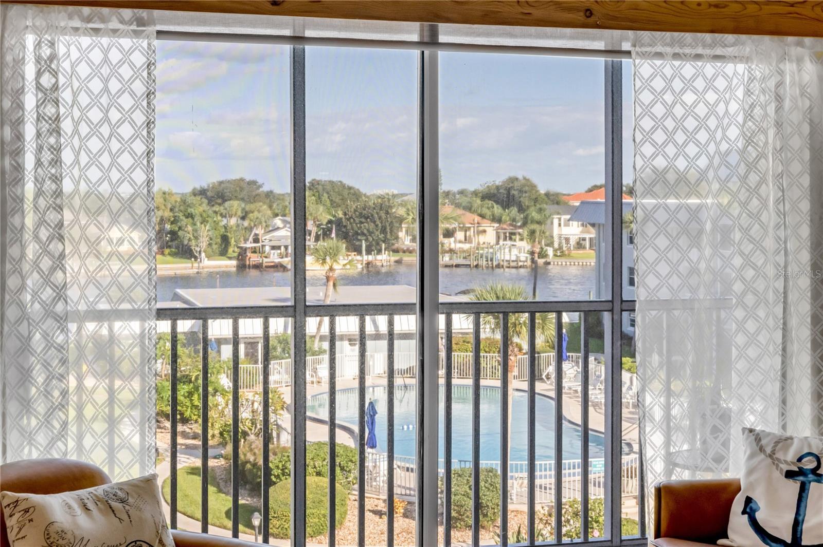 Image 3 of 57 For 315 Causeway  C401