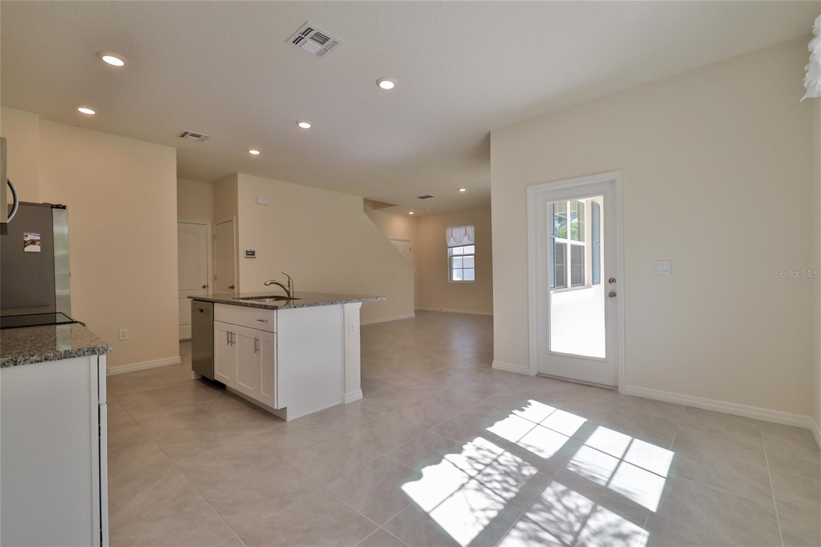 Image 16 of 35 For 3056 Meleto Boulevard