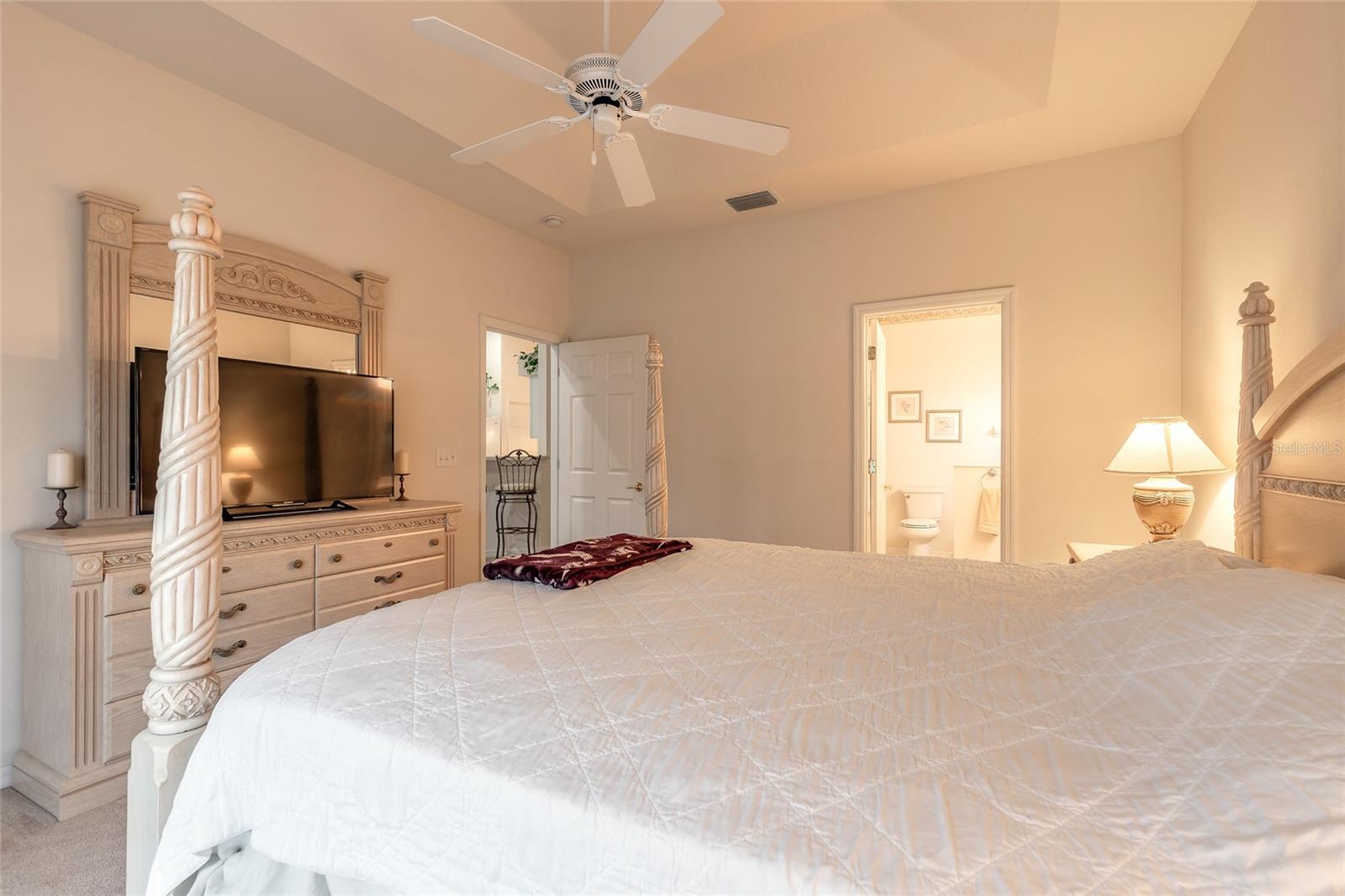 Image 5 of 39 For 5466 Ward Lake Drive