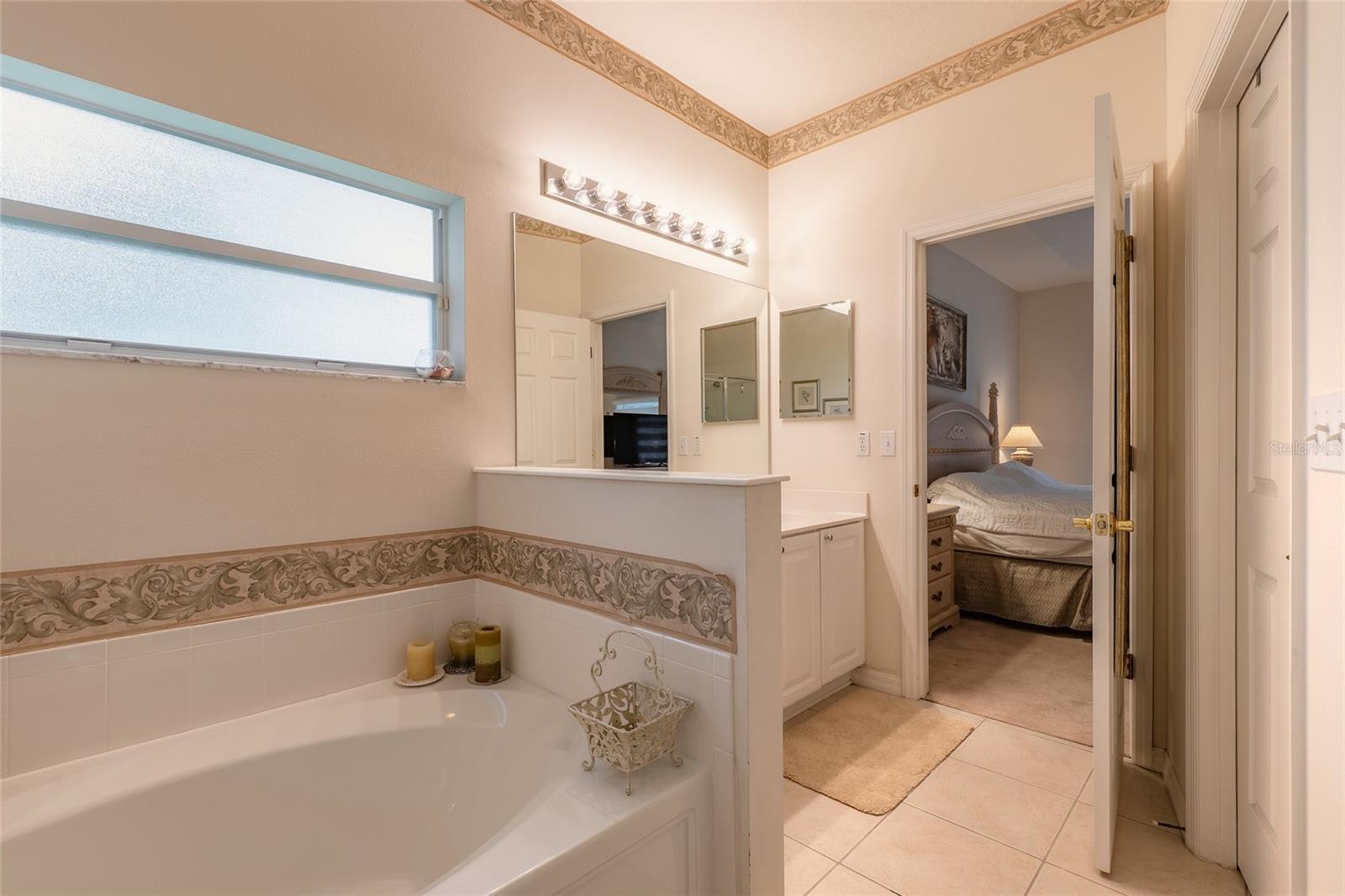 Image 8 of 39 For 5466 Ward Lake Drive