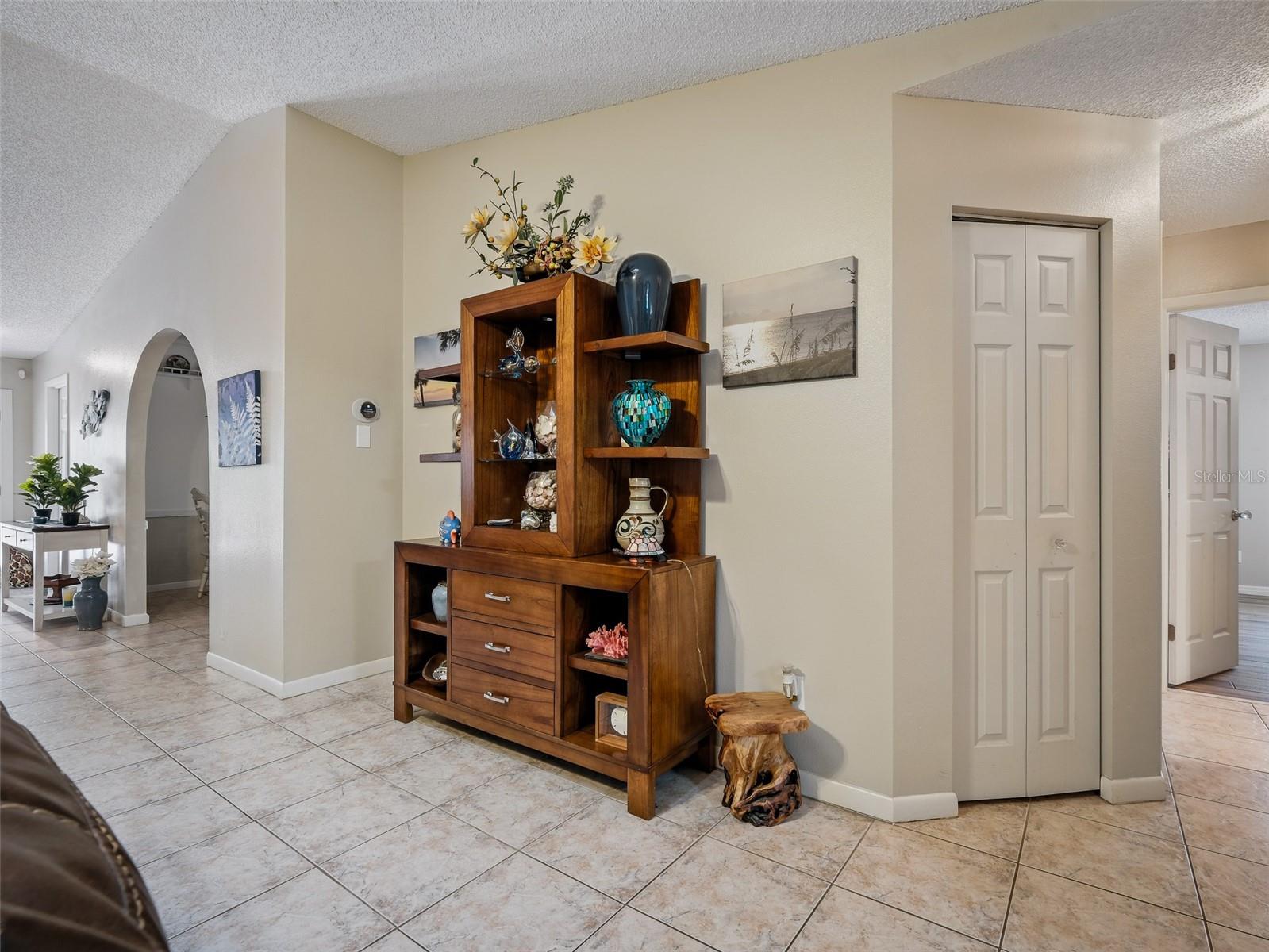 Image 19 of 81 For 1370 Jane Lacey Lane