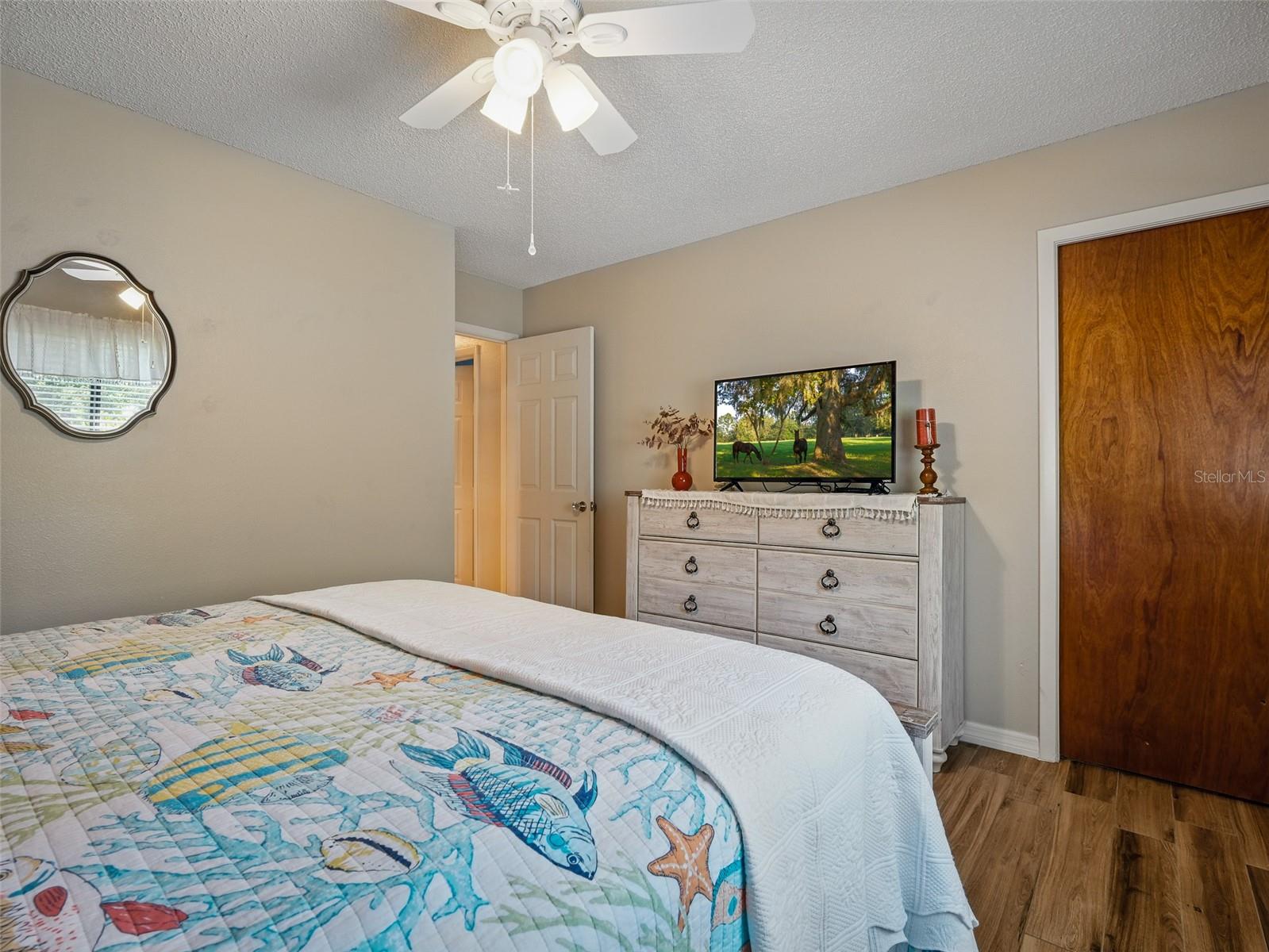 Image 30 of 81 For 1370 Jane Lacey Lane