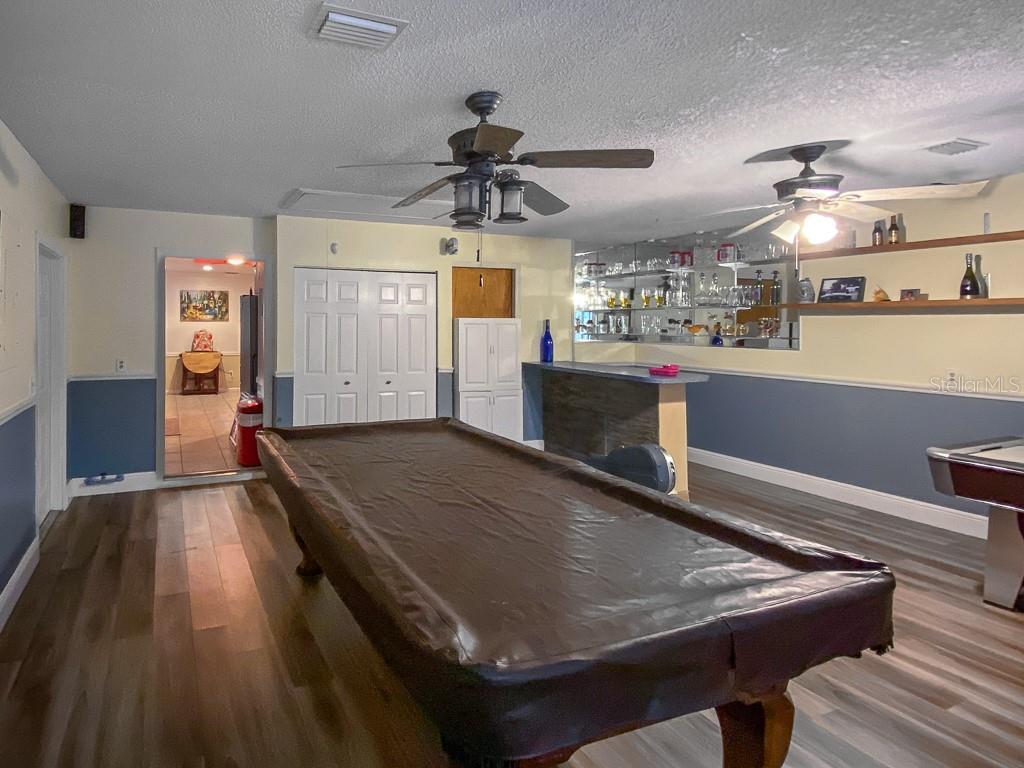 Image 39 of 81 For 1370 Jane Lacey Lane