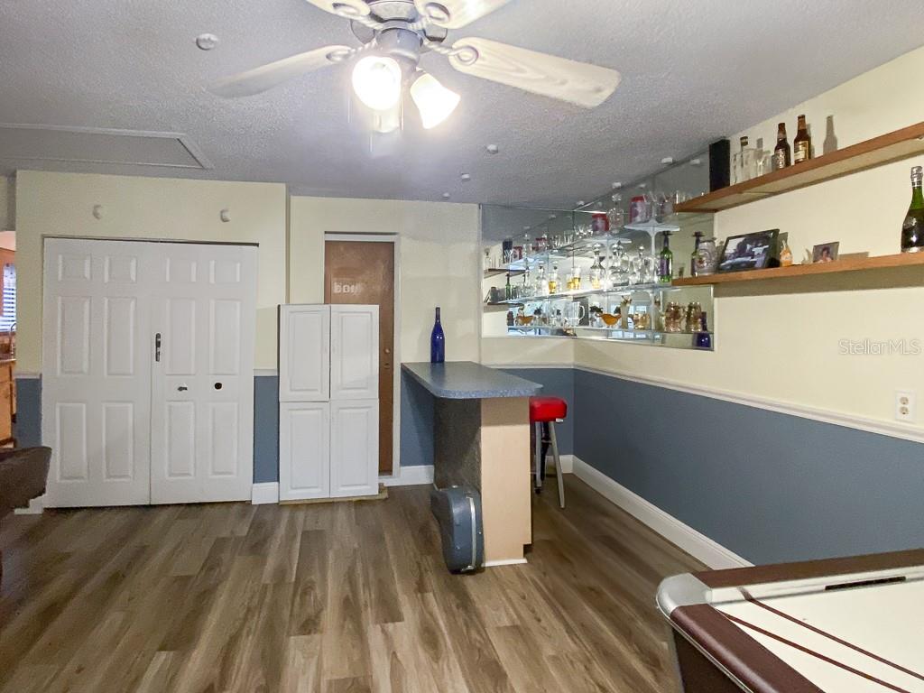 Image 40 of 81 For 1370 Jane Lacey Lane