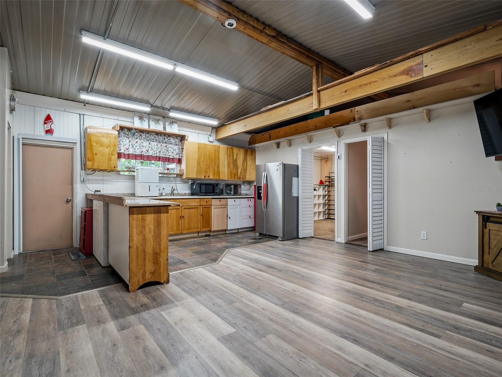 Image 60 of 81 For 1370 Jane Lacey Lane