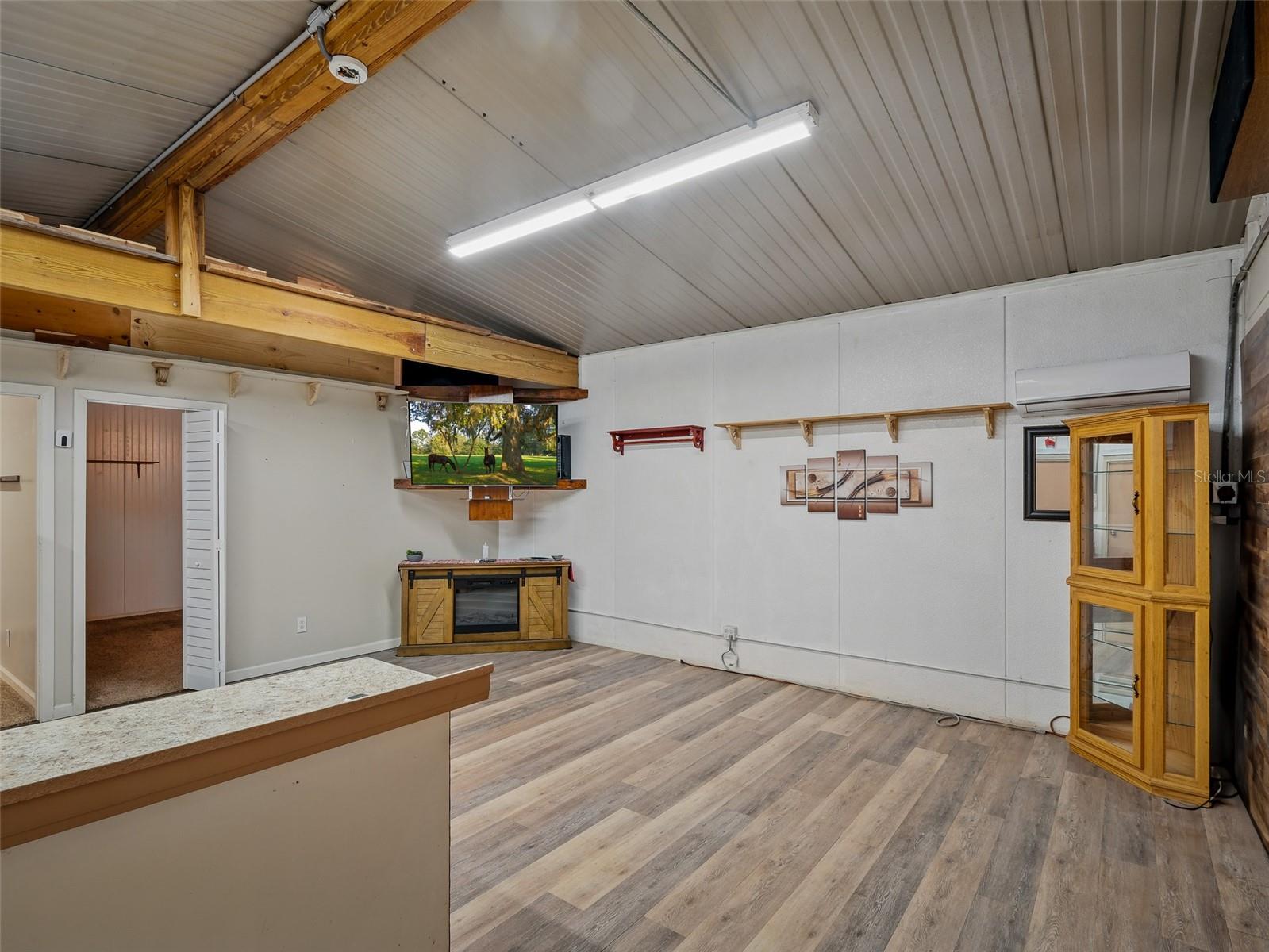 Image 61 of 81 For 1370 Jane Lacey Lane