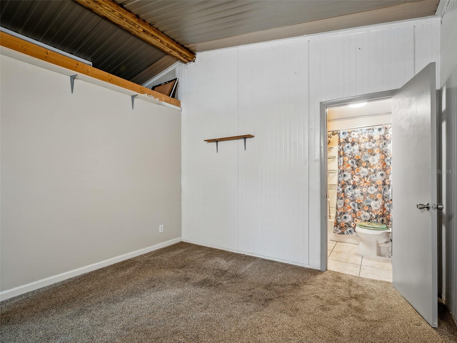 Image 65 of 81 For 1370 Jane Lacey Lane