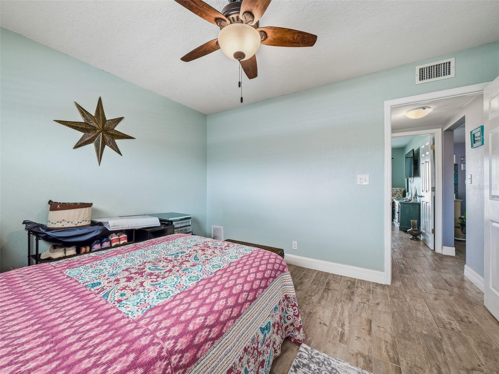 Image 22 of 47 For 335 Causeway  F24