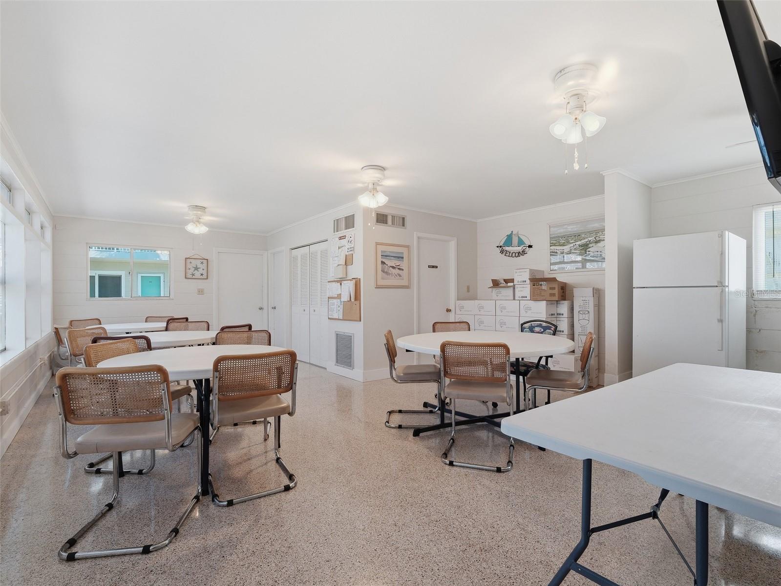 Image 46 of 47 For 335 Causeway  F24