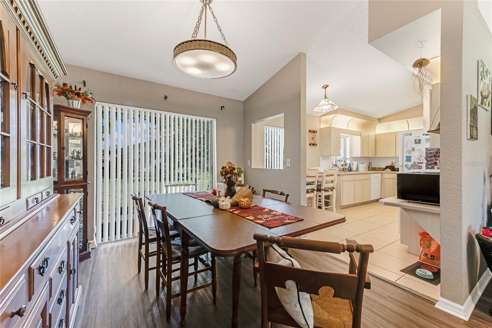 Image 7 of 30 For 3303 Yule Tree Drive