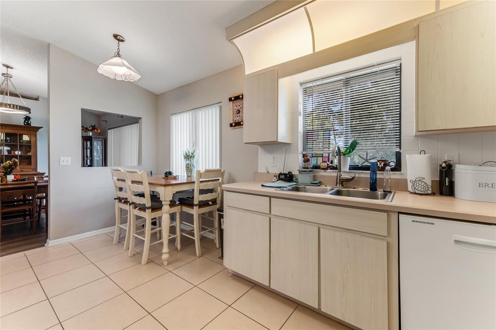 Image 8 of 30 For 3303 Yule Tree Drive