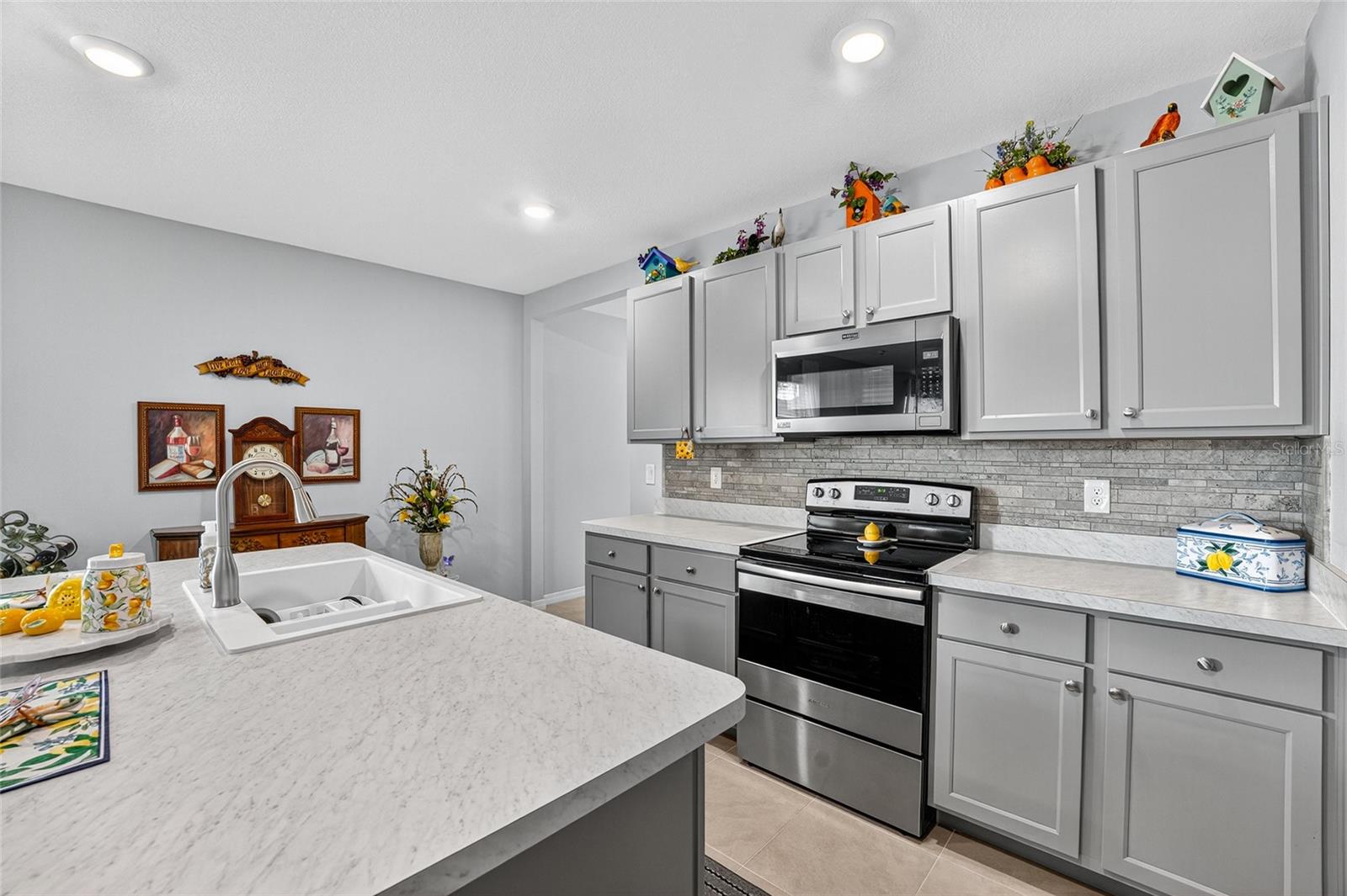 Image 13 of 48 For 120 Old Mill Pond Road