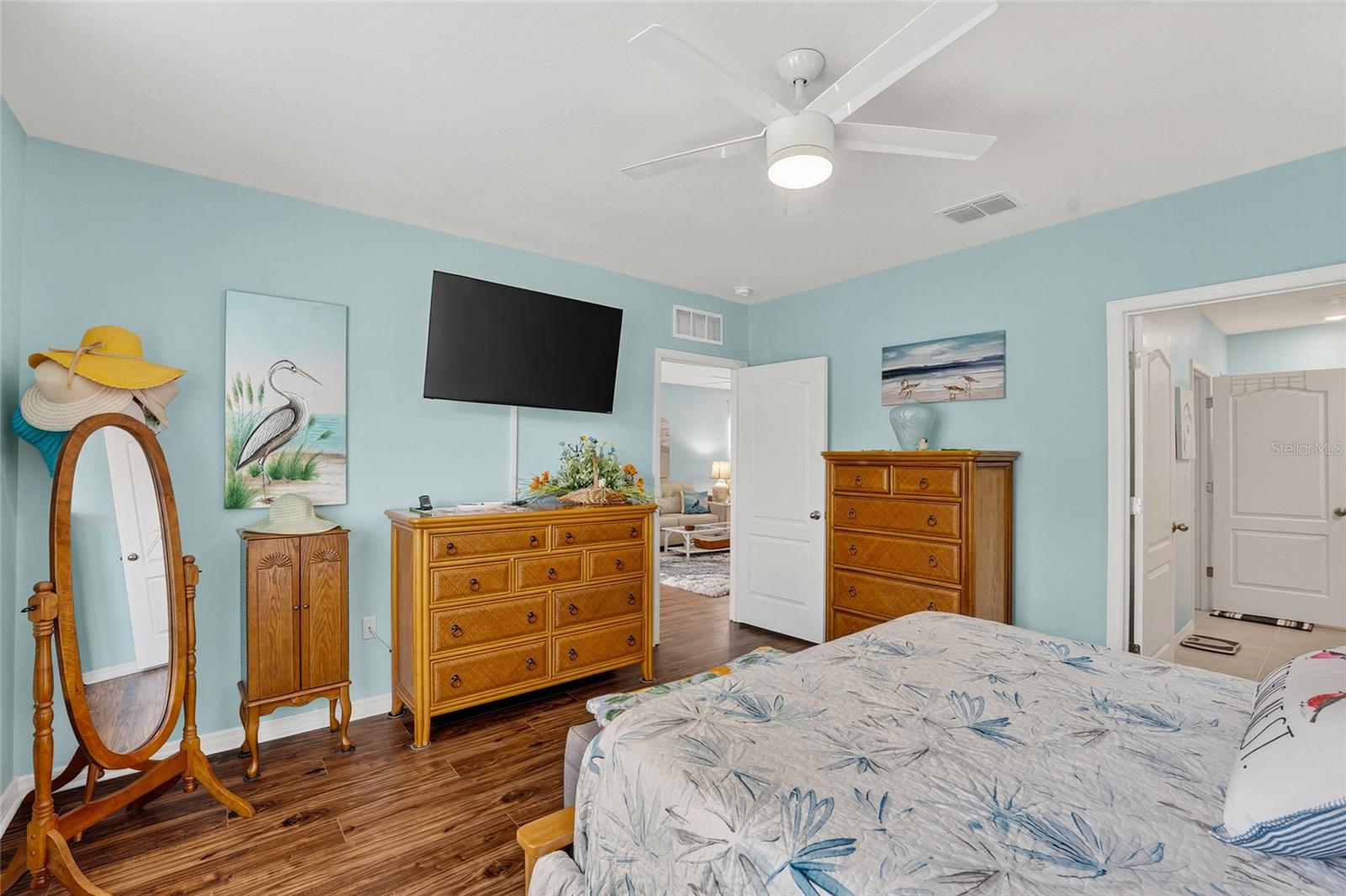 Image 27 of 48 For 120 Old Mill Pond Road