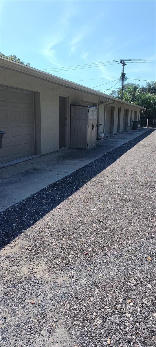 Image 2 of 8 For 2504 Hibiscus Drive