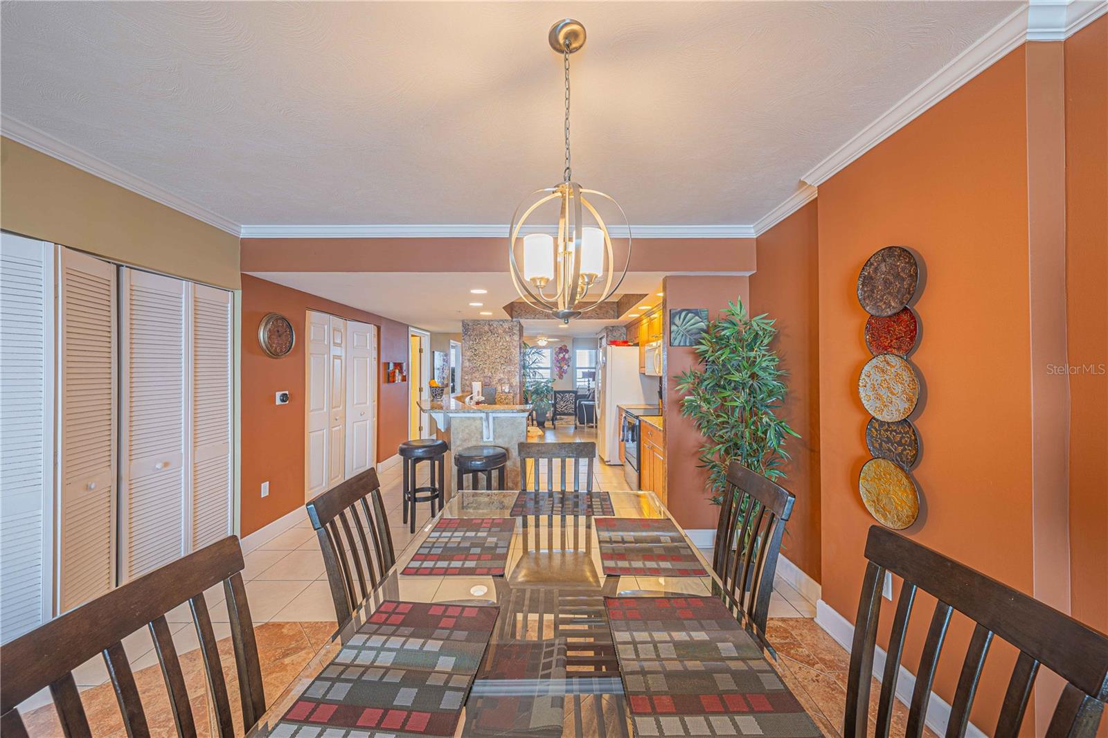 Image 10 of 51 For 3315 Atlantic Avenue 1707