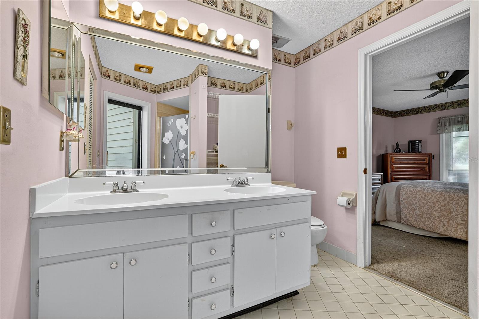 Image 17 of 62 For 148 Bob White Court 1480