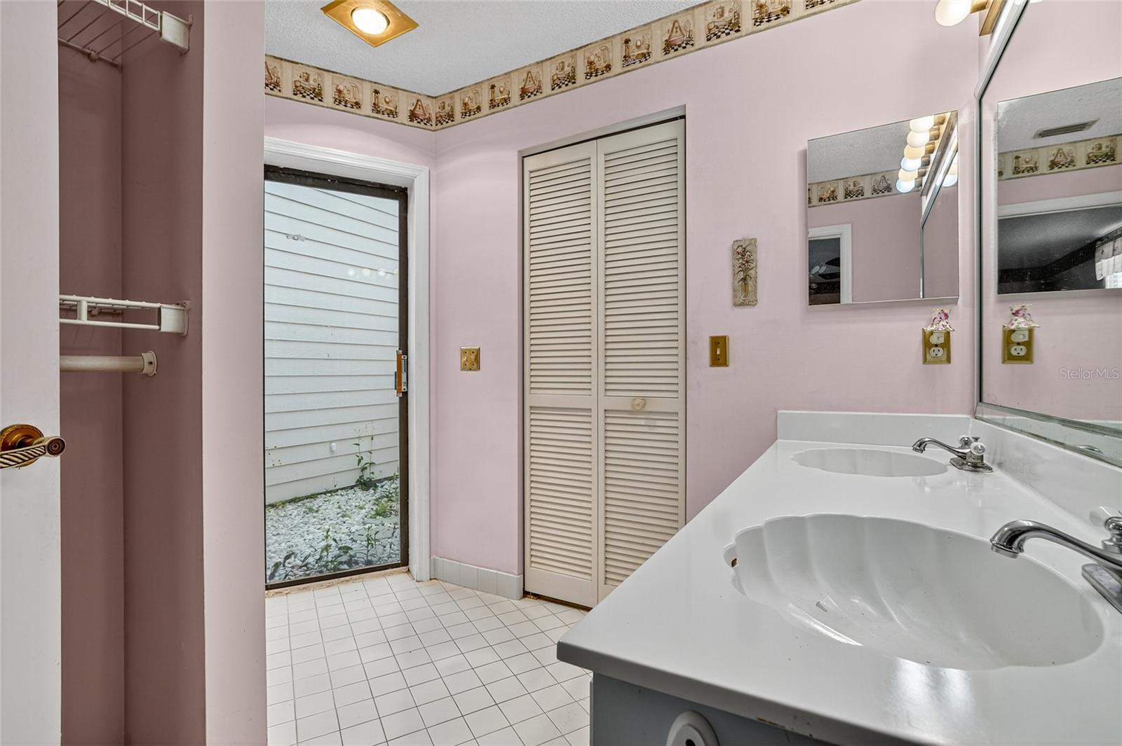 Image 19 of 62 For 148 Bob White Court 1480