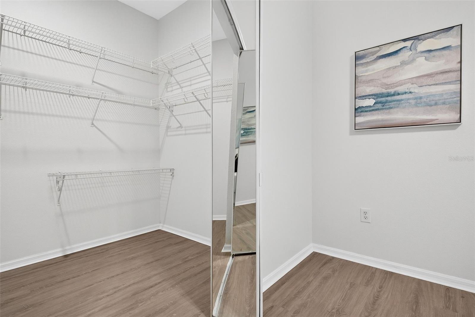 Image 17 of 35 For 791 Wolf Creek Street