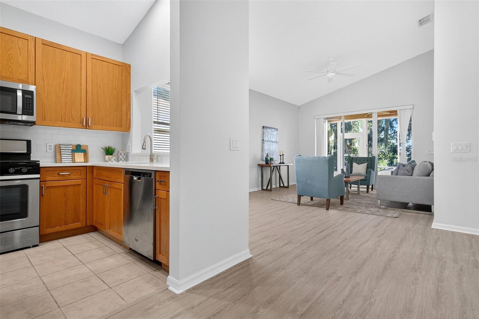 Image 5 of 35 For 791 Wolf Creek Street