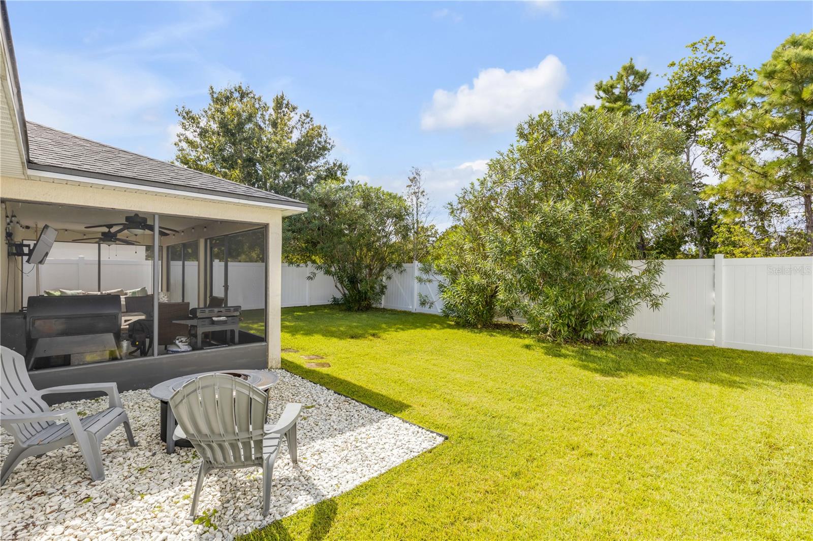 Image 33 of 39 For 550 Aeolian Drive