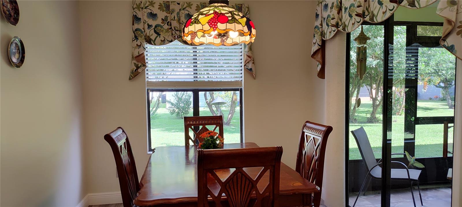 Image 6 of 22 For 823 Island Point Drive