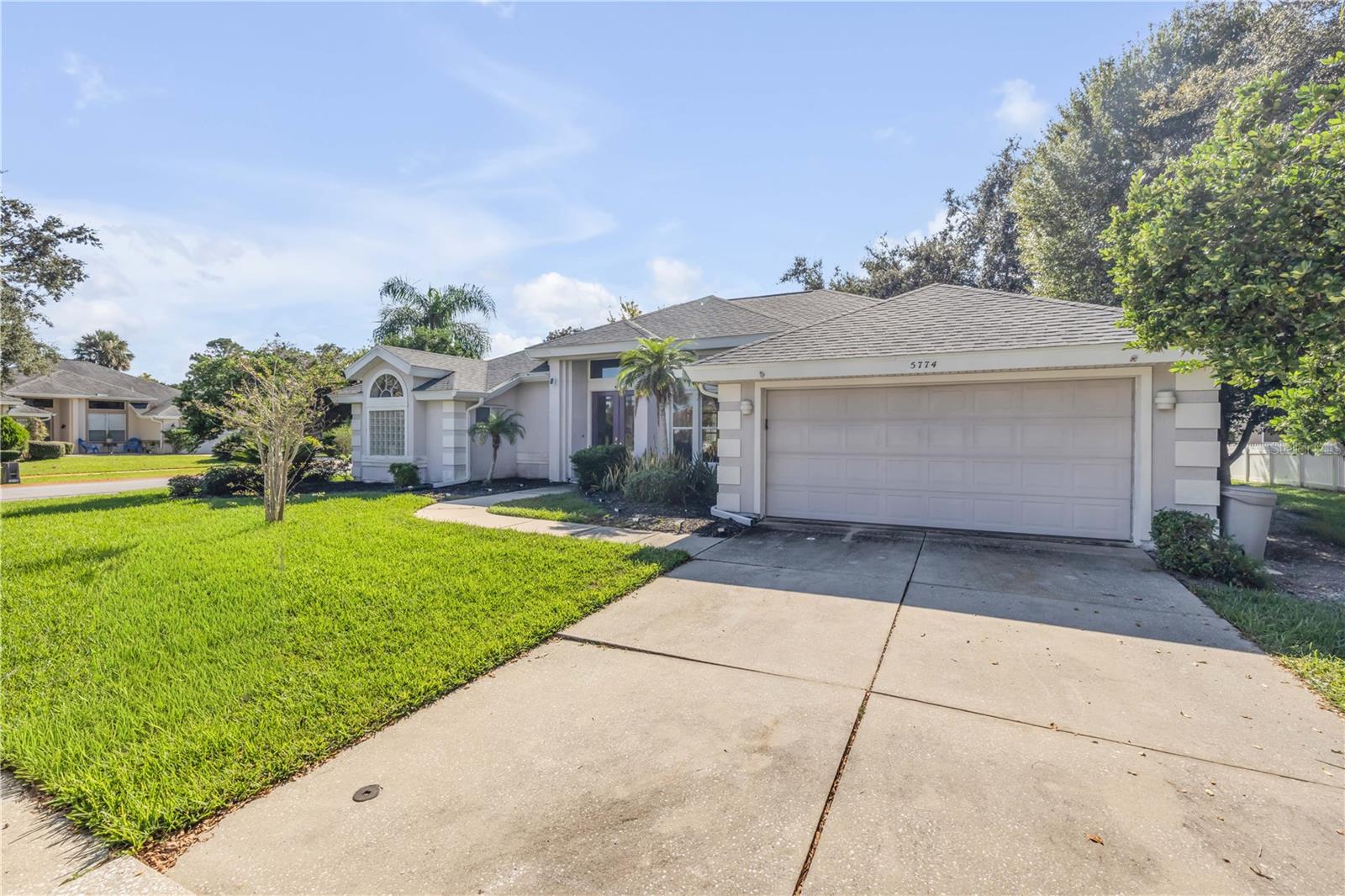 Image 51 of 64 For 5774 Pendlebury Court