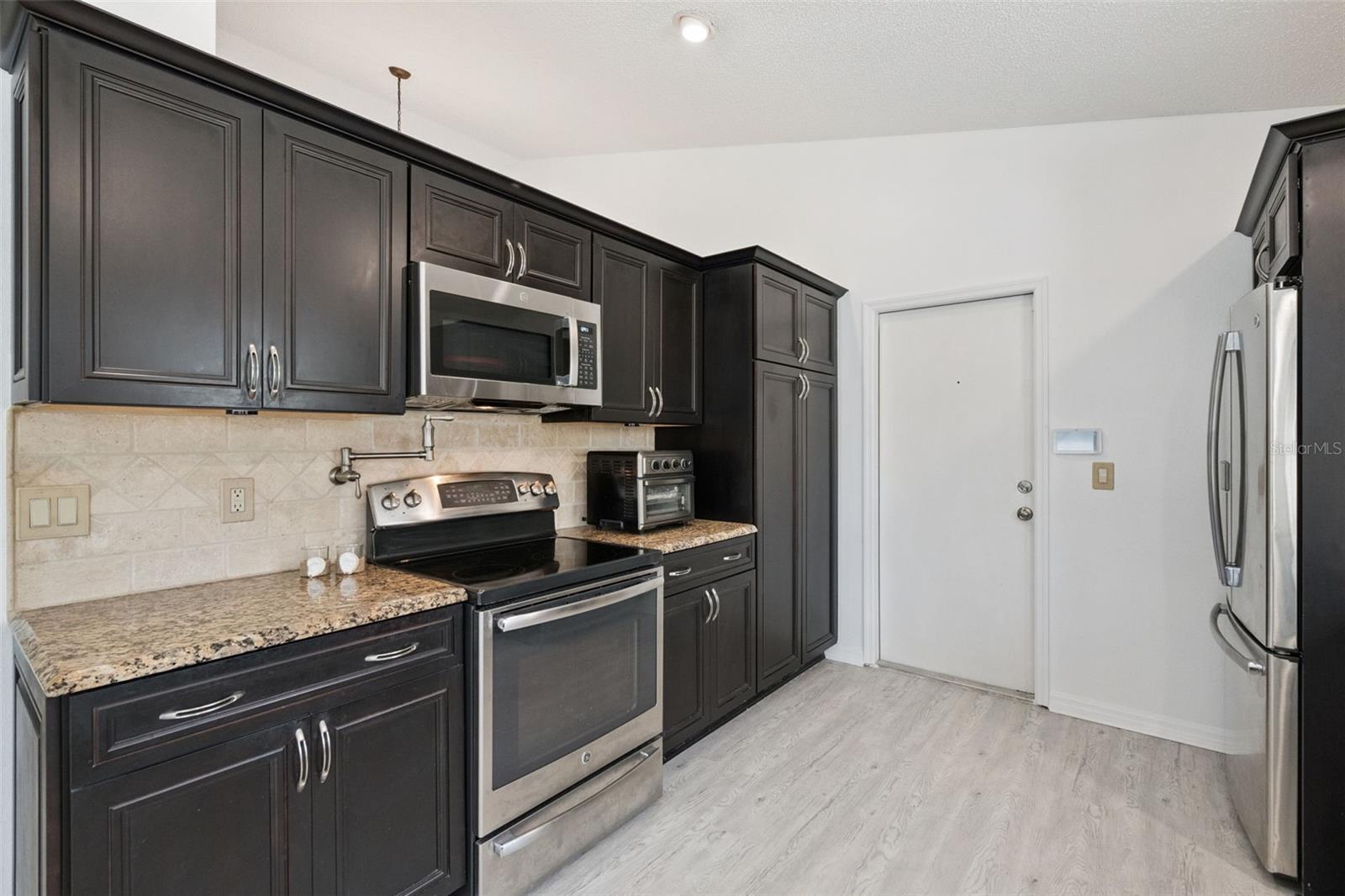 Image 10 of 34 For 7336 Grotto Avenue