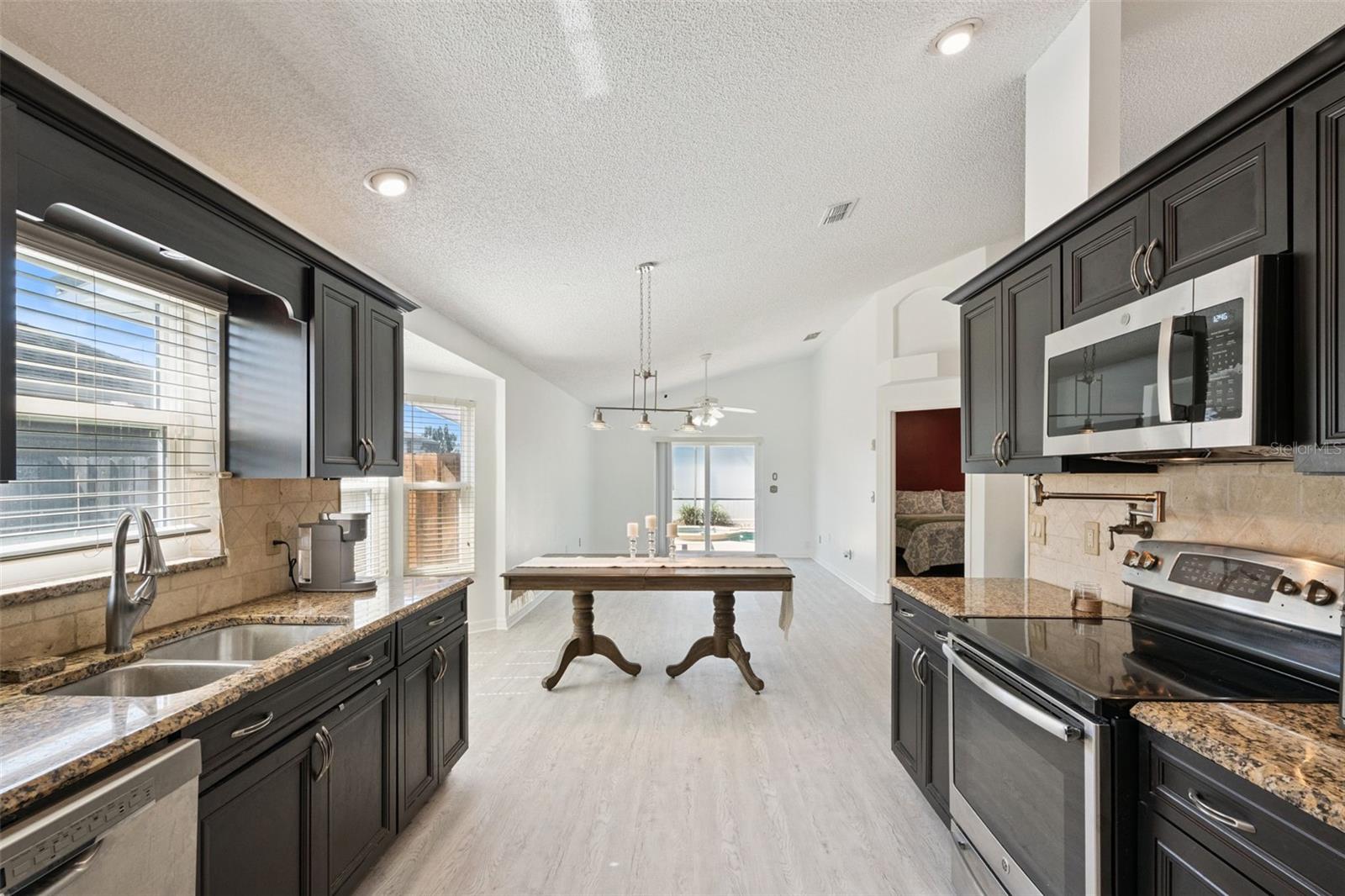 Image 12 of 34 For 7336 Grotto Avenue