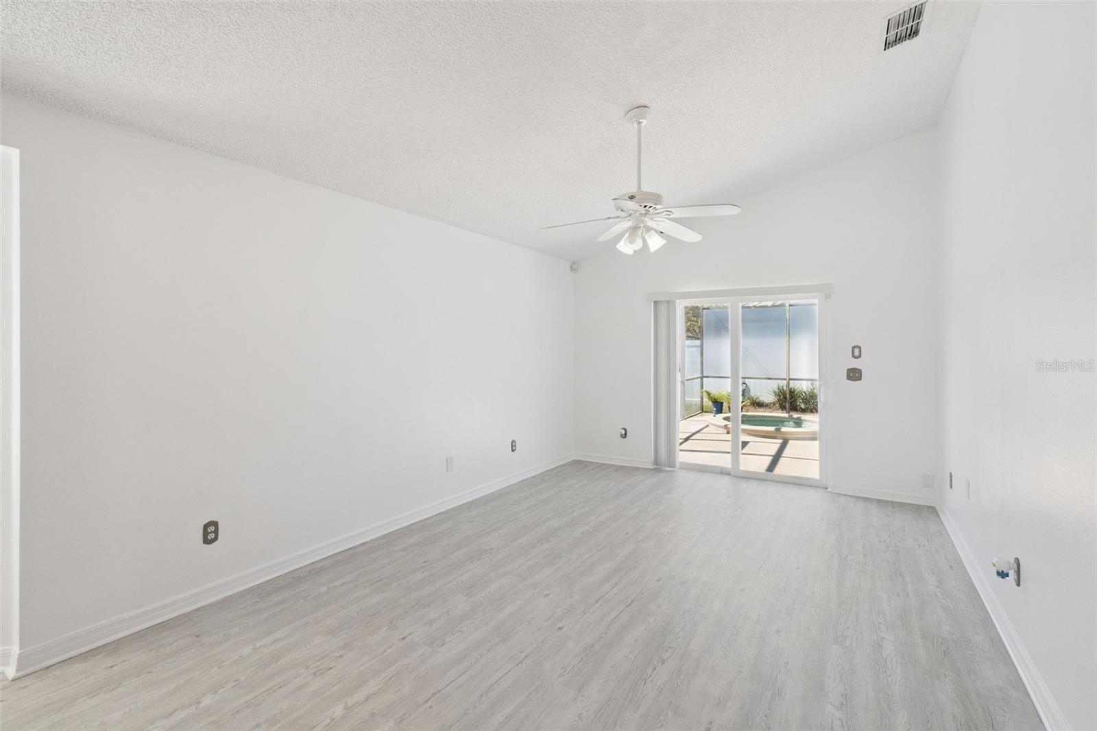 Image 13 of 34 For 7336 Grotto Avenue