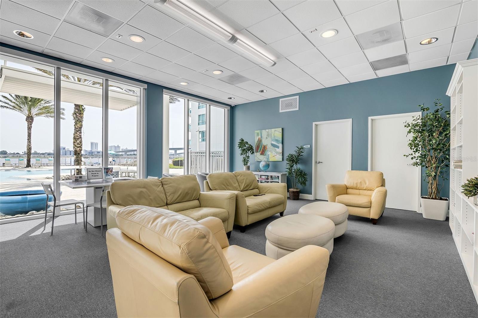 Image 62 of 89 For 231 Riverside Drive 709-1