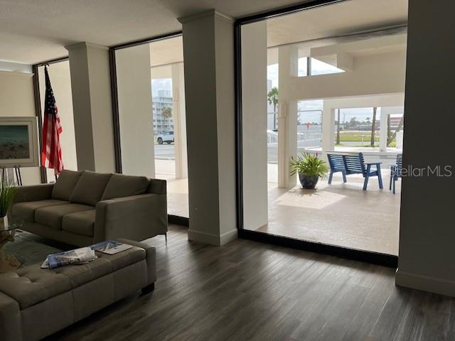 Image 3 of 35 For 2828 Atlantic Avenue 1601