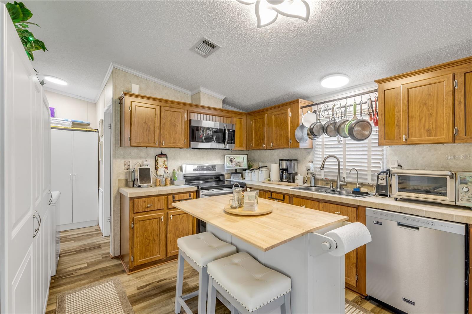 Image 20 of 80 For 2201 Ridgewood Avenue 28