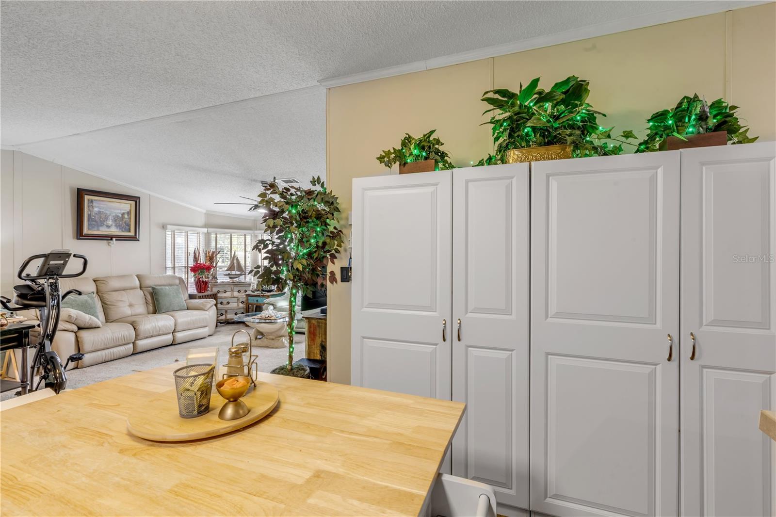 Image 23 of 80 For 2201 Ridgewood Avenue 28