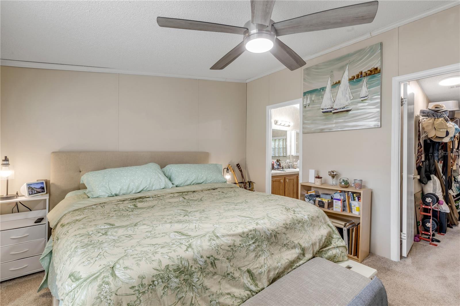 Image 29 of 80 For 2201 Ridgewood Avenue 28