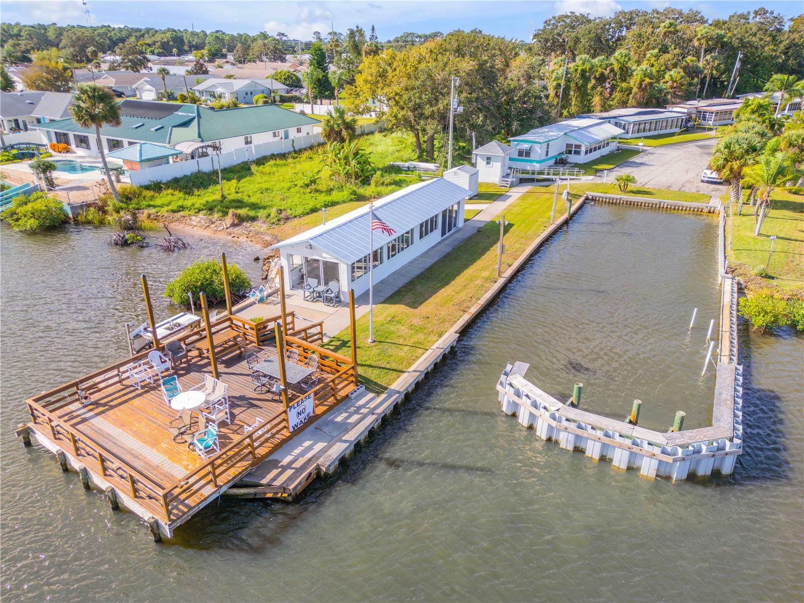 Image 3 of 80 For 2201 Ridgewood Avenue 28