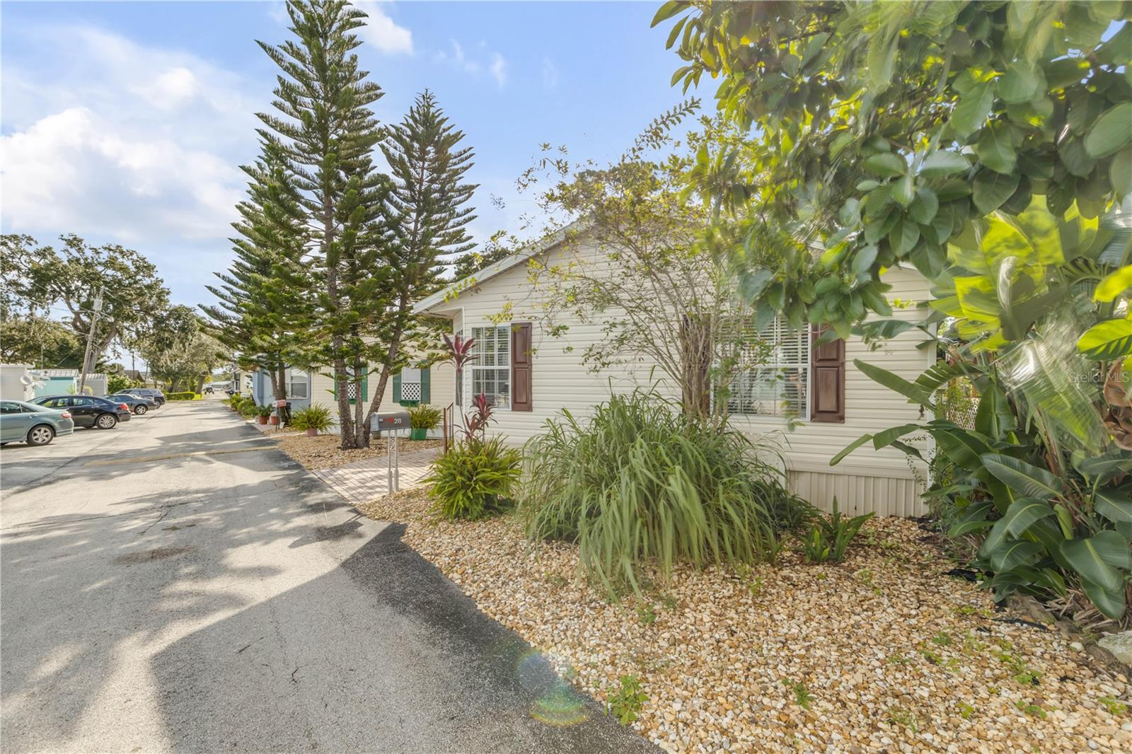 Image 54 of 80 For 2201 Ridgewood Avenue 28