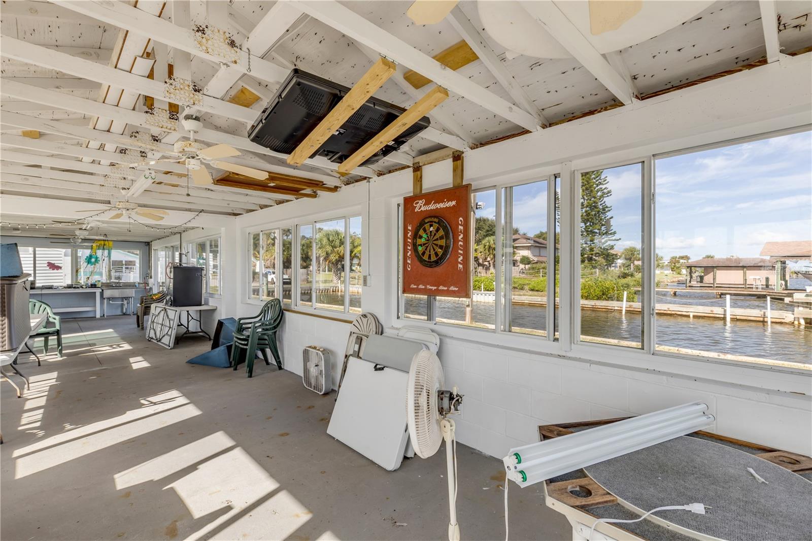 Image 66 of 80 For 2201 Ridgewood Avenue 28