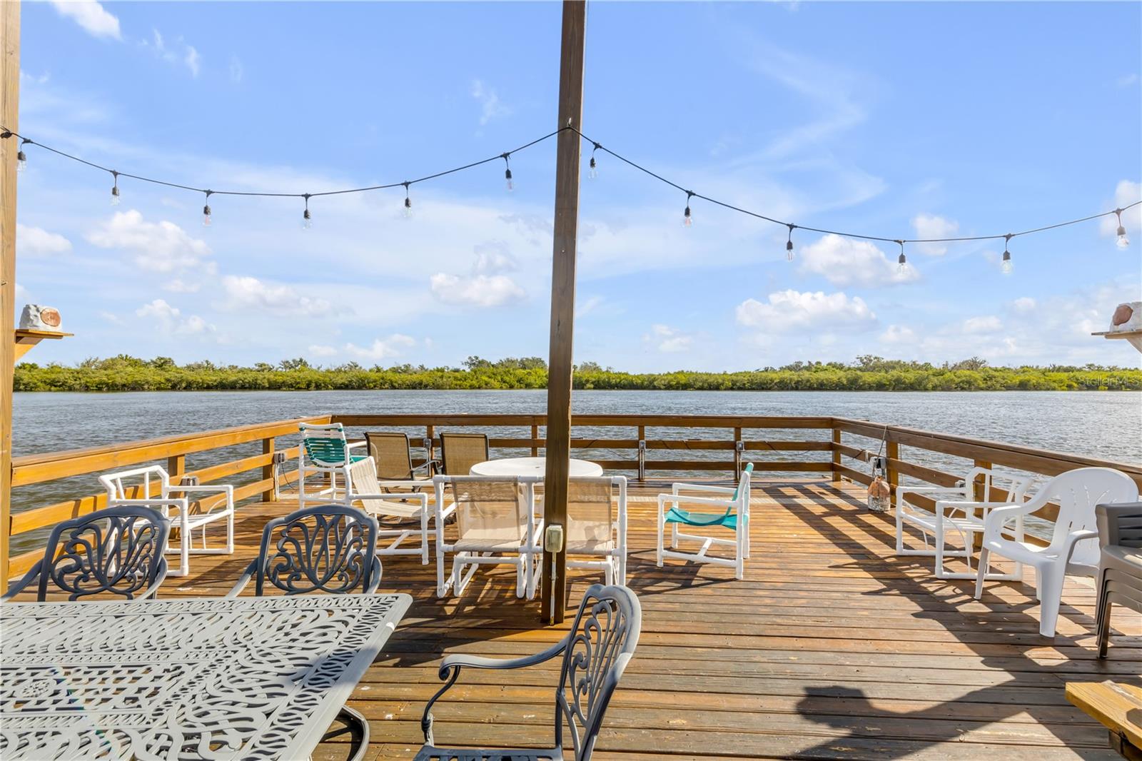 Image 69 of 80 For 2201 Ridgewood Avenue 28