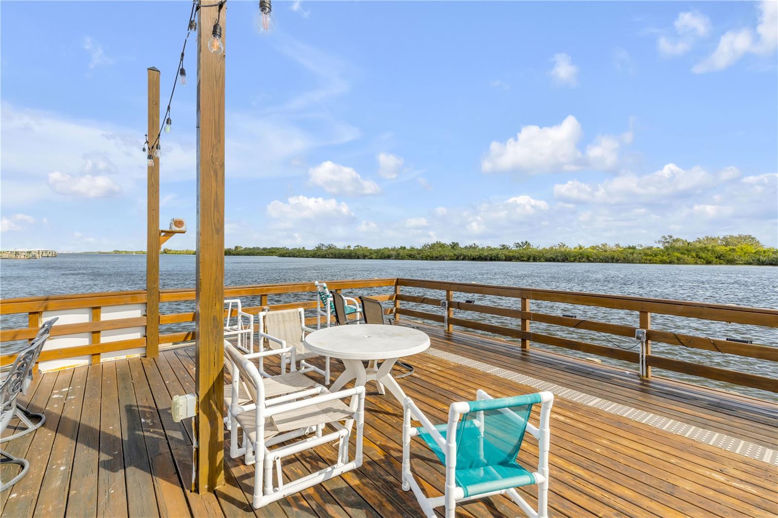 Image 70 of 80 For 2201 Ridgewood Avenue 28