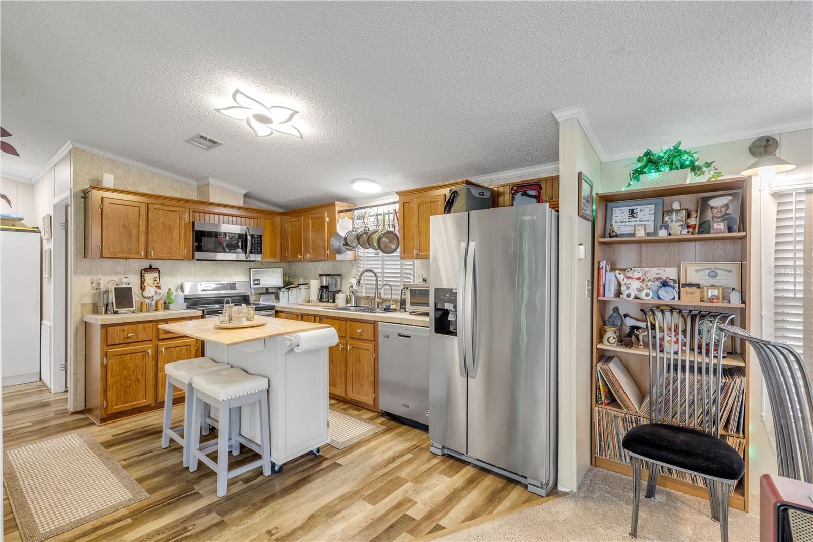 Image 9 of 80 For 2201 Ridgewood Avenue 28