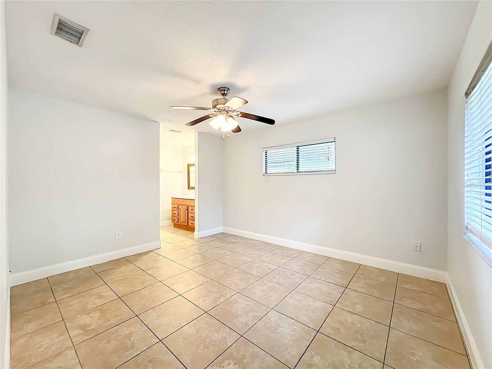 Image 33 of 74 For 5515 Moat Drive