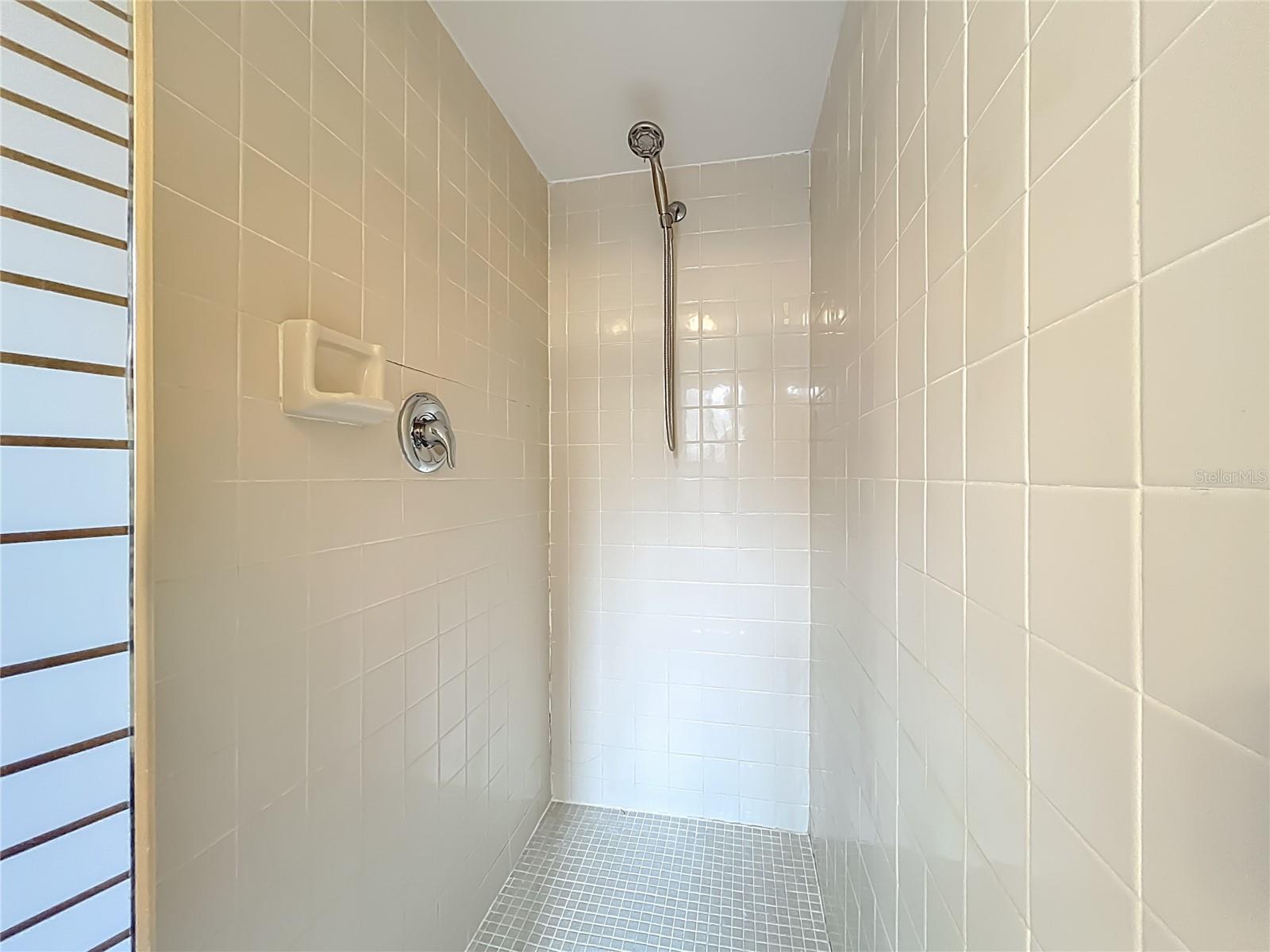 Image 41 of 74 For 5515 Moat Drive